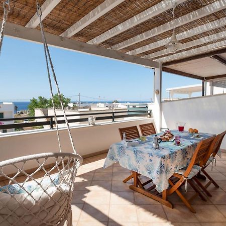 Casa Vacanze Orlando - Con Veranda Vista Mare A 200M Dal Mare Santa Maria di Leuca Bagian luar foto